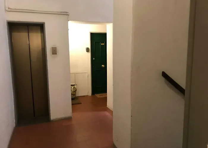 Borgo San Jacopo 21 *