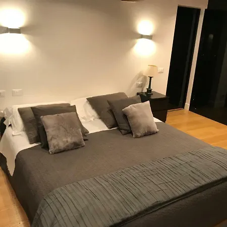 Borgo San Jacopo 21 公寓 *