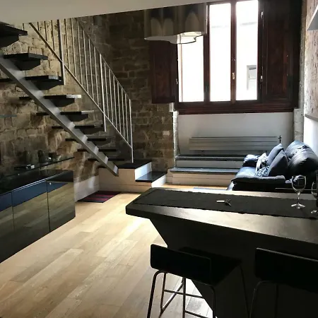 Borgo San Jacopo 21 Daire *